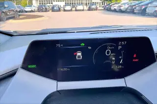 Toyota Prius 2024 XLE 4dr Hatchback