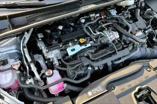 Toyota Prius 2024 XLE 4dr Hatchback