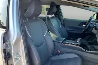 Toyota Prius 2024 XLE 4dr Hatchback