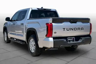 Toyota Tundra 2024 4x2 SR5 4dr CrewMax Cab Pickup SB