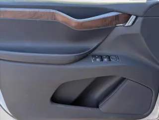 Tesla Model X 2020 AWD Long Range 4dr SUV