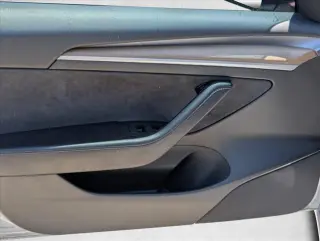 Tesla Model 3 2023 4dr Sedan