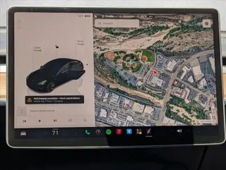 Tesla Model 3 2023 4dr Sedan