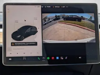 Tesla Model 3 2023 4dr Sedan