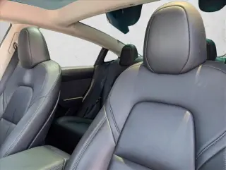 Tesla Model 3 2023 4dr Sedan