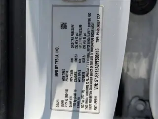 Tesla Model 3 2023 4dr Sedan