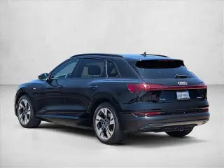 Audi e-tron 2022 AWD quattro Premium 4dr SUV
