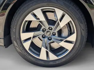 Audi e-tron 2022 AWD quattro Premium 4dr SUV