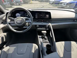 Hyundai ELANTRA 2024 SEL 4dr Sedan