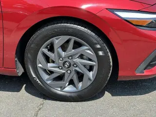 Hyundai ELANTRA 2024 SEL 4dr Sedan