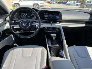 Hyundai ELANTRA Hybrid 2024 Limited 4dr Sedan