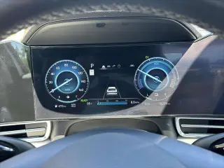 Hyundai ELANTRA Hybrid 2024 Limited 4dr Sedan