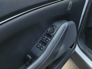 Ford Mustang Mach-E 2022 Select 4dr SUV