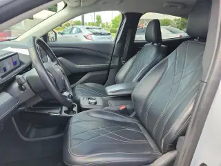 Ford Mustang Mach-E 2022 Select 4dr SUV