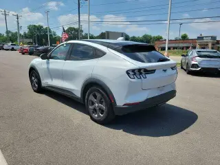 Ford Mustang Mach-E 2022 Select 4dr SUV