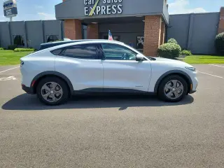 Ford Mustang Mach-E 2022 Select 4dr SUV