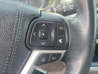 Toyota Highlander 2018 AWD SE 4dr SUV