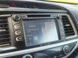 Toyota Highlander 2018 AWD SE 4dr SUV
