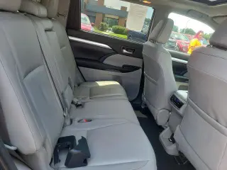 Toyota Highlander 2018 AWD SE 4dr SUV