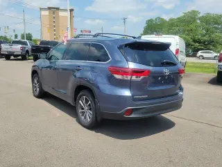 Toyota Highlander 2018 AWD SE 4dr SUV