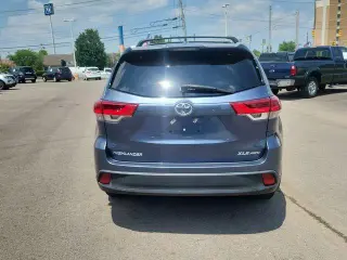 Toyota Highlander 2018 AWD SE 4dr SUV