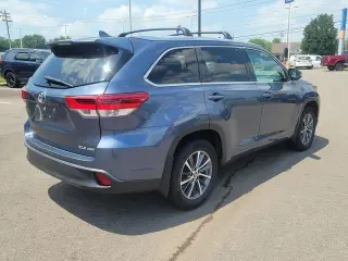 Toyota Highlander 2018 AWD SE 4dr SUV