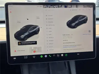 Tesla Model Y 2025 AWD Long Range 4dr Crossover