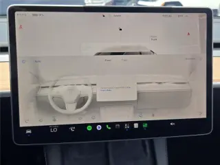 Tesla Model Y 2025 AWD Long Range 4dr Crossover