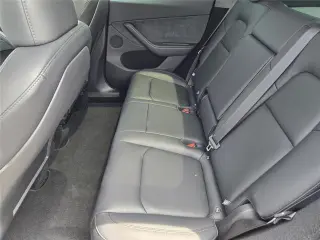 Tesla Model Y 2025 AWD Long Range 4dr Crossover