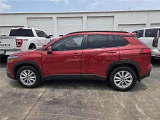 Toyota Corolla Cross 2023 LE 4dr Crossover
