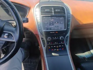 Lincoln Nautilus 2019 Black Label 4dr SUV