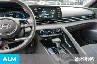 Hyundai ELANTRA 2025 SEL Sport 4dr Sedan