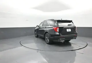 Ford Explorer 2023 AWD XLT 4dr SUV