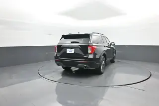 Ford Explorer 2023 AWD XLT 4dr SUV