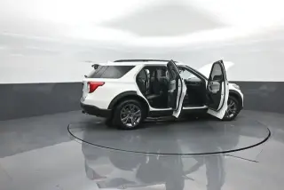 Ford Explorer 2022 AWD XLT 4dr SUV