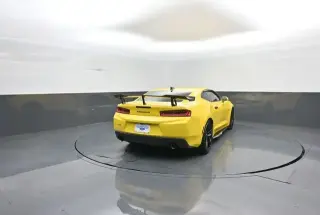 Chevrolet Camaro 2018 LT 2dr Coupe w/1LT