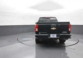 Chevrolet Silverado 1500 2017 4x4 High Country 4dr Crew Cab 5.8 ft. SB