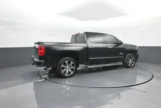 Chevrolet Silverado 1500 2017 4x4 High Country 4dr Crew Cab 5.8 ft. SB