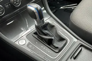 Volkswagen e-Golf 2019 SE 4dr Hatchback