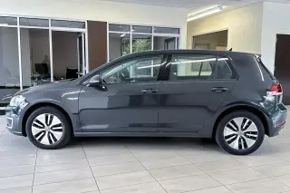 Volkswagen e-Golf 2019 SE 4dr Hatchback