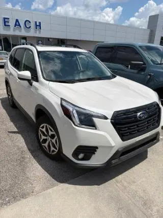 Subaru Forester 2023 AWD Premium 4dr Crossover