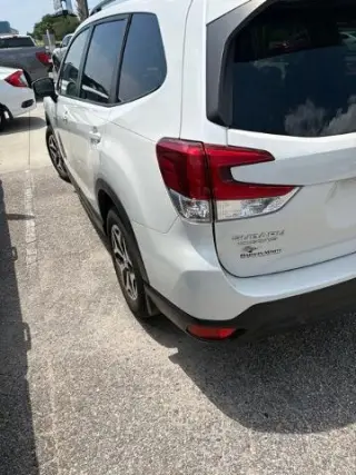 Subaru Forester 2023 AWD Premium 4dr Crossover