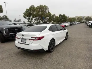 Toyota Camry 2025 SE 4dr Sedan