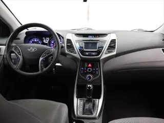 Hyundai ELANTRA 2015 SE 4dr Sedan 6M