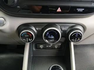 Hyundai VENUE 2025 SEL 4dr Crossover