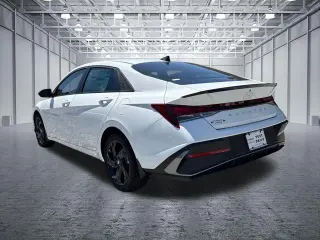 Hyundai ELANTRA 2026 SEL Sport 4dr Sedan
