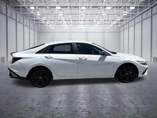 Hyundai ELANTRA 2026 SEL Sport 4dr Sedan