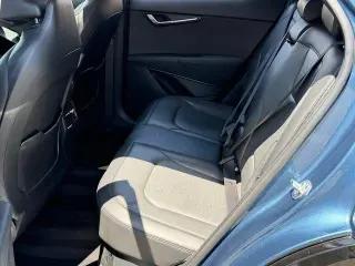 Kia Niro 2025 SX Touring 4dr Crossover