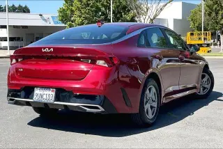 Kia K5 2023 LXS 4dr Sedan