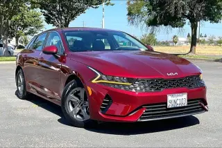 Kia K5 2023 LXS 4dr Sedan